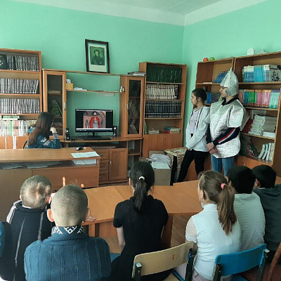 Проект Городецкой епархии «Уроки мужества “Живи как Невский”» в Шарангском благочинии