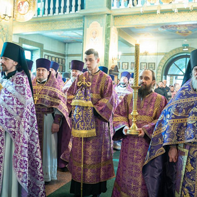 В престольный праздник Городецкого Феодоровского мужского монастыря епископ Городецкий и Ветлужский Парамон совершил Литургию Преждеосвященных Даров