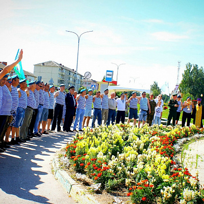 Благочинный Семеновского округа принял участие в митинге, посвященном Дню ВДВ