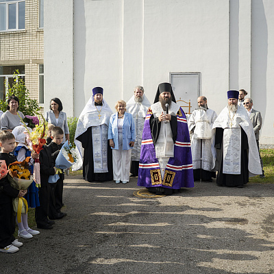 Епископ Городецкий и Ветлужский Парамон совершил молебен на начало нового учебного года в Заволжской православной гимназии