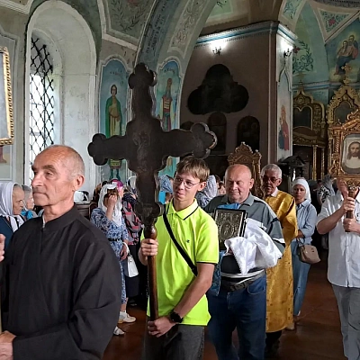 В день празднования Казанской иконы Божией Матери храмы Шарангского благочиния отметили престольный праздник