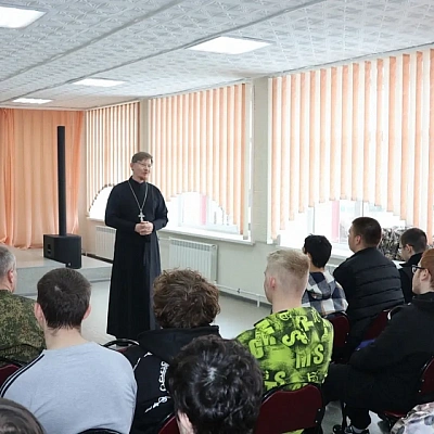 Священник Ветлужско-Уренского благочиния обратился к призывникам поселка Тонкино