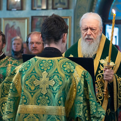В праздник Входа Господня в Иерусалим епископ Городецкий и Ветлужский Августин совершил Божественную литургию в Городце