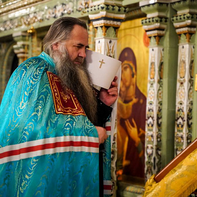 27.11.2021 - Сонм архиереев Нижегородской митрополии совершил Божественную литургию в Городецком Феодоровском монастыре