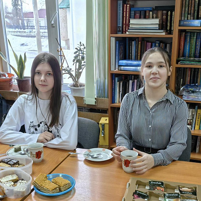 Благочинный Уренского округа, протоиерей Алексий Червяков, встретился с активом православной молодежи