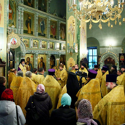 12.11.2021 - Ковчег с мощами святого благоверного великого князя Александра Невского прибыл в Городец