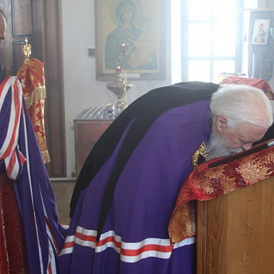 Епископ Городецкий и Ветлужский Августин совершил Божественную литургию в храме ФКУ ИК-1 поселка Сухобезводное