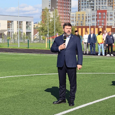 Помощник благочинного Нагорного округа посетил спортивно-патриотическое мероприятие «Осенний марафон здоровья»