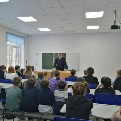 Просветительские беседы со школьниками в Семеновском благочинии