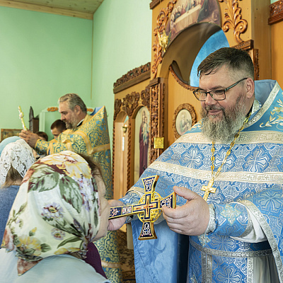 Епископ Городецкий и Ветлужский Парамон совершил малое освящение храма Успения Божией Матери в г. Заволжье