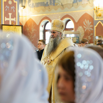 Митрополит Георгий совершил Божественную литургию в Феодоровском храме Нижнего Новгорода