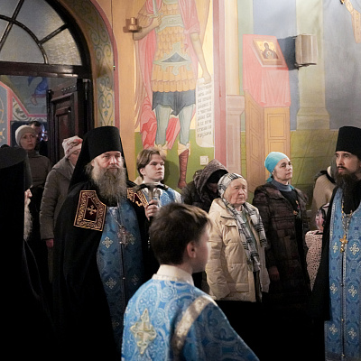 Глава Нижегородской митрополии совершил всенощное бдение в Благовещенском монастыре Нижнего Новгорода