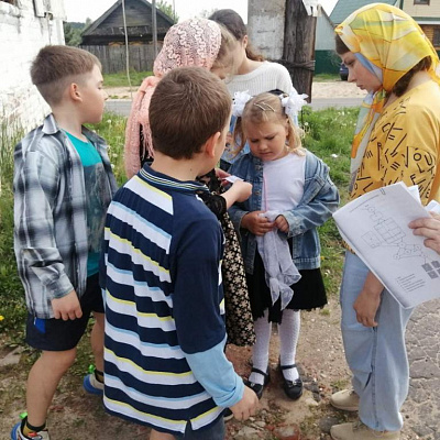 21 мая воспитанники воскресной школы при храме в честь Рождества Пресвятой Богородицы с. Хохлома собрались на итоговое занятие