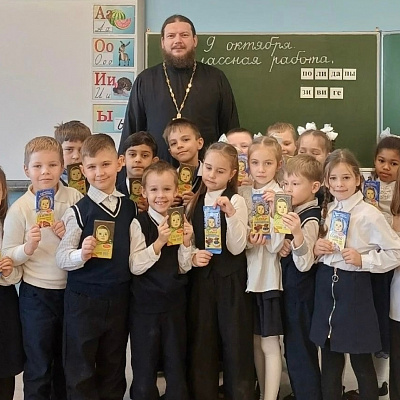 Помощник благочинного Дивеевского округа провел духовную беседу со школьниками