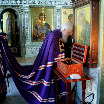 В Великий Четверток епископ Августин совершил литургию в кафедральном соборе Городца