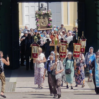 В Нижегородской епархии начался традиционный крестный ход с Владимирской Оранской иконой Божией Матери