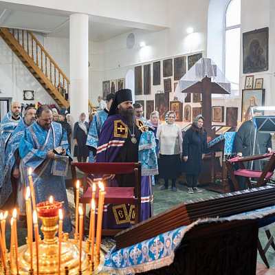 В праздник Иверской иконы Божией Матери епископ Городецкий и Ветлужский Парамон совершил Божественную литургию в храме Вознесения Господня р.п. Ковернино