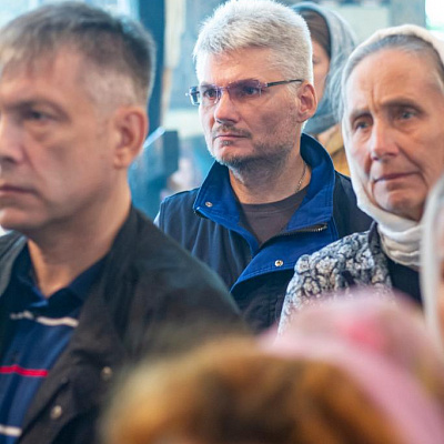 4 сентября, в Неделю 12-ю по Пятидесятнице, епископ Городецкий и Ветлужский Августин совершил Божественную литургию в кафедральном соборе Феодоровской иконы Божией Матери