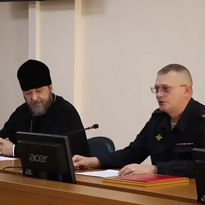 Помощник благочинного Нижегородского округа провел духовную беседу в управлении МВД России по Нижнему Новгороду