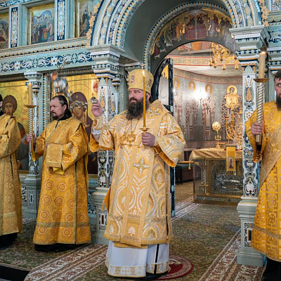 В канун дня памяти славных и всехвальных первоверховных апостолов Петра и Павла епископ Городецкий и Ветлужский Парамон совершил Всенощное бдение в Городецком Феодоровском мужском монастыре