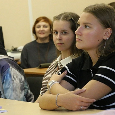 Клирики Нижегородской епархии провели беседы о семейных ценностях со студентами вузов