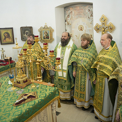 Епископ Городецкий и Ветлужский Парамон совершил Божественную литургию в храме иконы Божией Матери «Всех скорбящих Радость» р.п. Сокольское