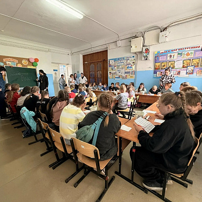 Клирик Никольского храма провел Урок славянской письменности для школьников Городца