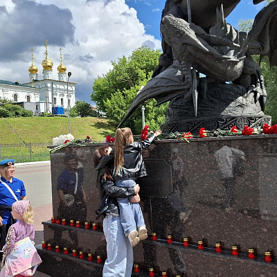 В Борском благочинии состоялась патриотическая акция «Живем и помним»