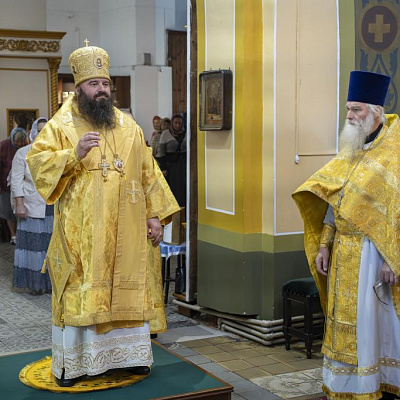 В Неделю 11-ю по Пятидесятнице епископ Городецкий и Ветлужский Парамон совершил Божественную литургию в Городецком кафедральном соборе Покрова Пресвятой Богородицы