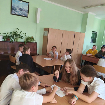 На базе Гнилицкой православной гимназии состоялся районный школьный праздник «Куликовская битва — день воинской славы России»