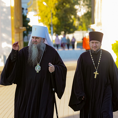 Митрополит Георгий совершил богослужения в Свято-Троицком Серафимо-Дивеевском монастыре