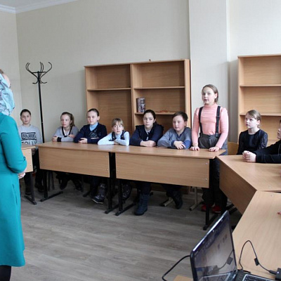 В Центре православной культуры имени Александра Невского Городецкого Феодоровского мужского монастыря прошли комплексные занятия для детей «Сретение Господне»