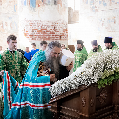 Митрополит Георгий совершил всенощное бдение в Свято-Троицком Макарьевском Желтоводском монастыре