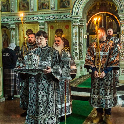 Епископ Городецкий и Ветлужский Августин совершил Литургию Преждеосвященных Даров в Городецком Феодоровском мужском монастыре