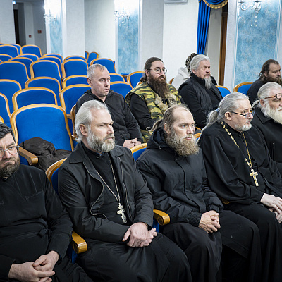 В Городецком Феодоровском мужском монастыре состоялась лекция о жизни и подвиге святителя Тихона, Патриарха Всероссийского