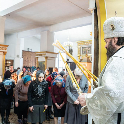 В родительскую субботу 2-й седмицы Великого поста епископ Городецкий и Ветлужский Парамон совершил Божественную литургию и панихиду в Городецком кафедральном соборе Покрова Пресвятой Богородицы