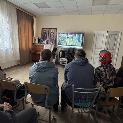В Дивеевском благочинии состоялись показ и обсуждение художественного фильма «Русский крест»