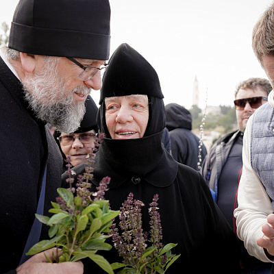 Делегация Нижегородской епархии приняла участие в торжественном крестном ходе в Иерусалиме
