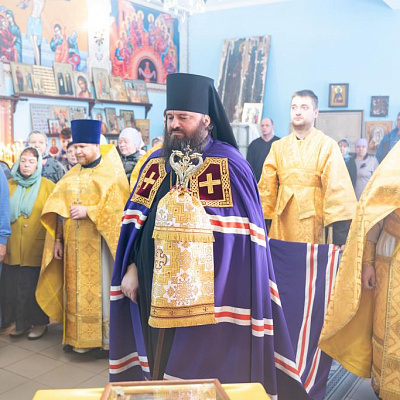 В Неделю мясопустную, о Страшном Суде, епископ Городецкий и Ветлужский Парамон совершил Божественную литургию в храме Рождества Пресвятой Богородицы с. Хохлома