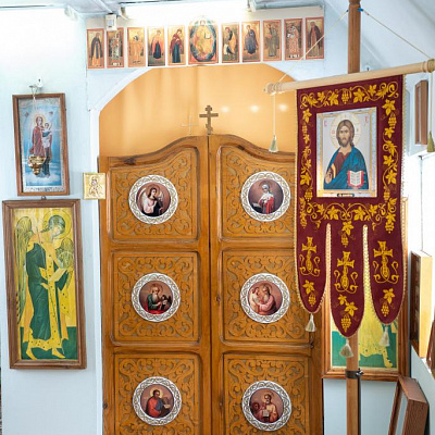 Епископ Городецкий и Ветлужский Парамон совершил Божественную литургию в храме святителя Николая Чудотворца г. Городец