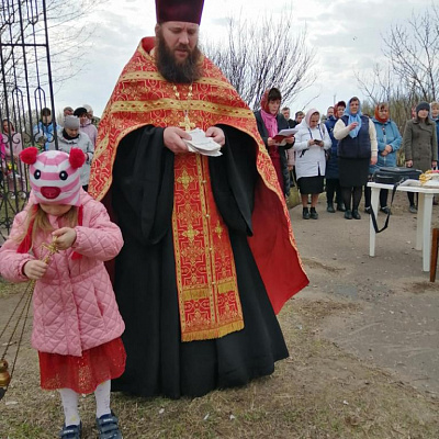 Радоница в Воскресенском благочинии
