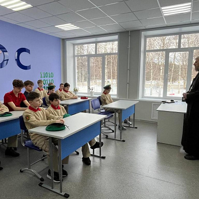 Настоятель храма в честь святителя Николая Чудотворца с. Горки Варнавинского округа встретился с учащимися 6-11 классов Мирновской средней школы