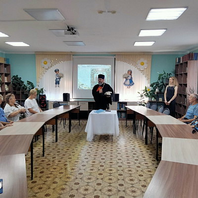Помощник благочинного Ковернинского округа по социальному служению поздравил супружеские пары с «золотым» юбилеем