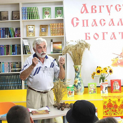 Сегодня в Ветлужской модельной библиотеке был полный аншлаг!