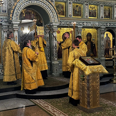 В канун Недели 11-й по Пятидесятнице епископ Городецкий и Ветлужский Парамон совершил Всенощное бдение в Городецком Феодоровском мужском монастыре
