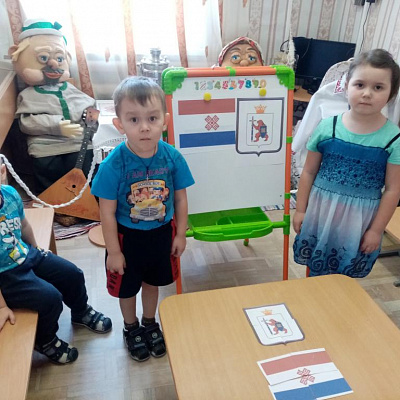 "С чего начинается Родина?"