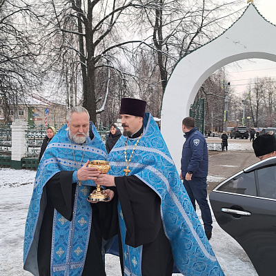 В рабочем поселке Шаранга состоялась торжественная встреча ковчега с частицей Ризы Пресвятой Богородицы