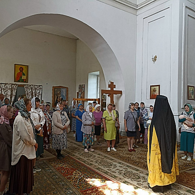 На Архиерейском подворье села Нестиары Воскресенского благочиния отметили престольный праздник Святителя и Чудотворца Николая