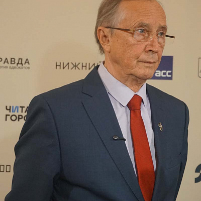 На Международном культурном форуме «Золотой Витязь» в Нижнем Новгороде прошла творческая встреча с народным артистом России Николаем Бурляевым