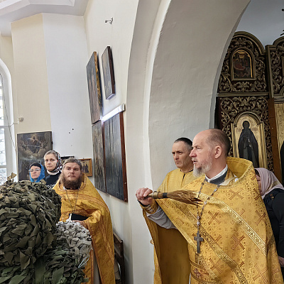 Благочинный Ветлужско-Уренского округа совершил чин освящения гуманитарного груза